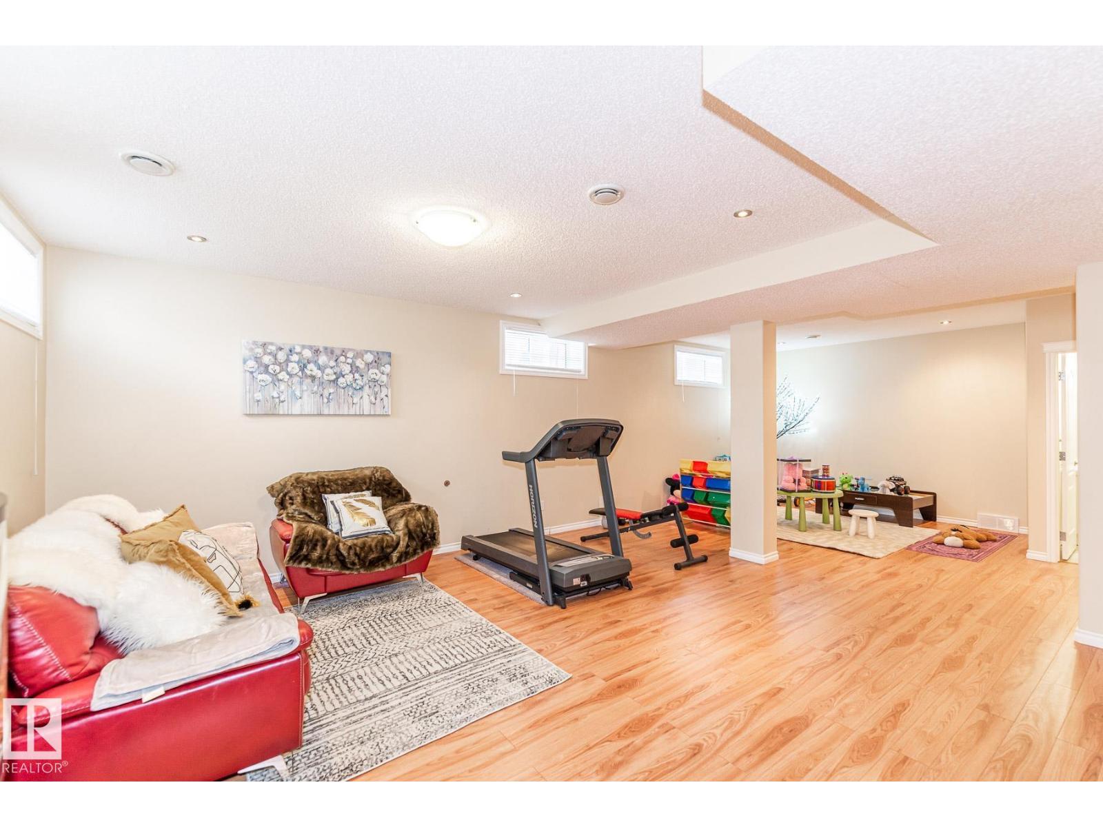 1135 116 St Nw, Edmonton, Alberta  T6J 6X5 - Photo 43 - E4469371