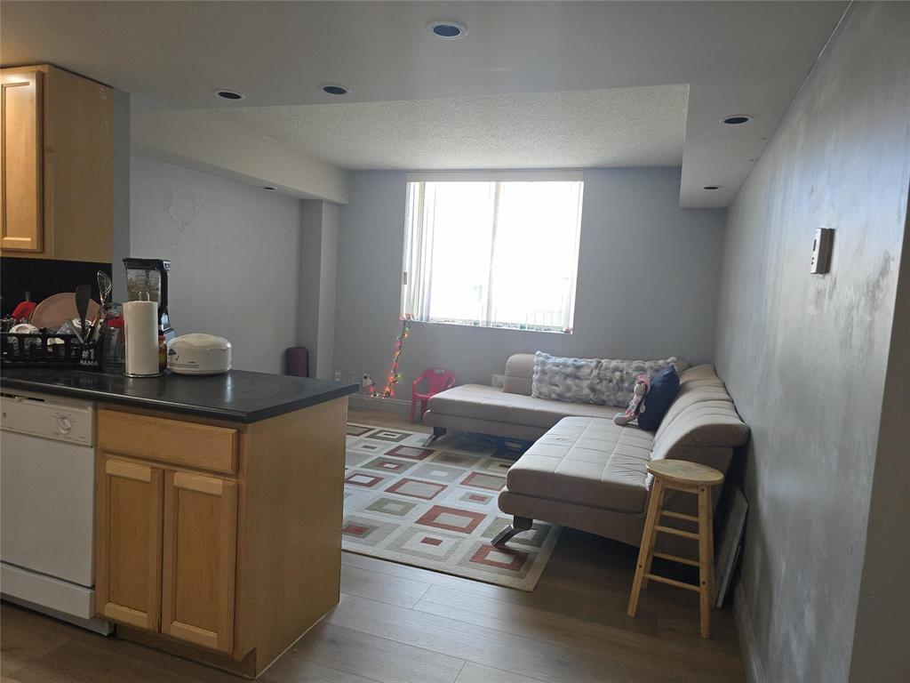 24 1215 Troy Avenue, Winnipeg, Manitoba  R2X 1E4 - Photo 12 - 202600567