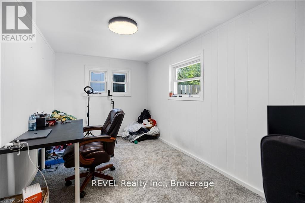 3842 Roxborough Avenue, Fort Erie, Ontario  L0S 1B0 - Photo 12 - X12683294