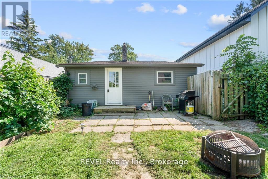 3842 Roxborough Avenue, Fort Erie, Ontario  L0S 1B0 - Photo 17 - X12683294