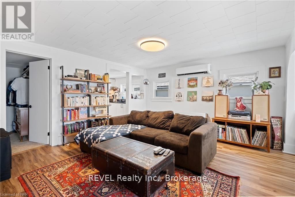 3842 Roxborough Avenue, Fort Erie, Ontario  L0S 1B0 - Photo 5 - X12683294