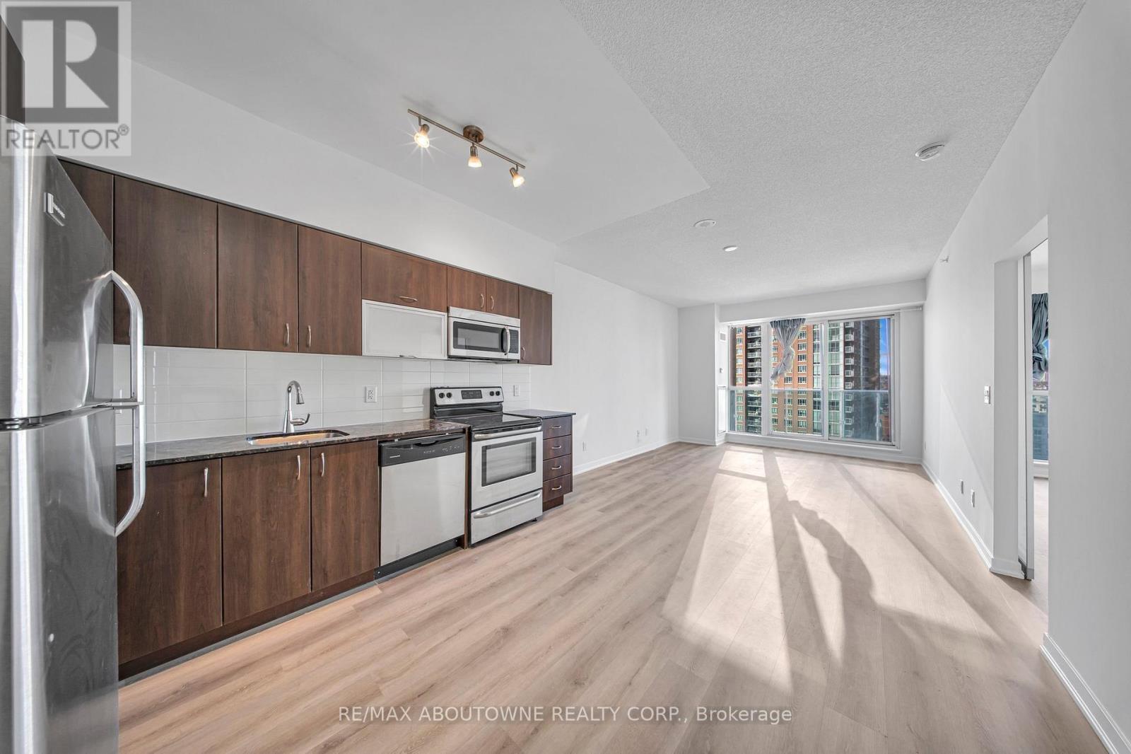 1713 - 150 East Liberty Street, Toronto, Ontario  M6K 3R5 - Photo 13 - C12683298