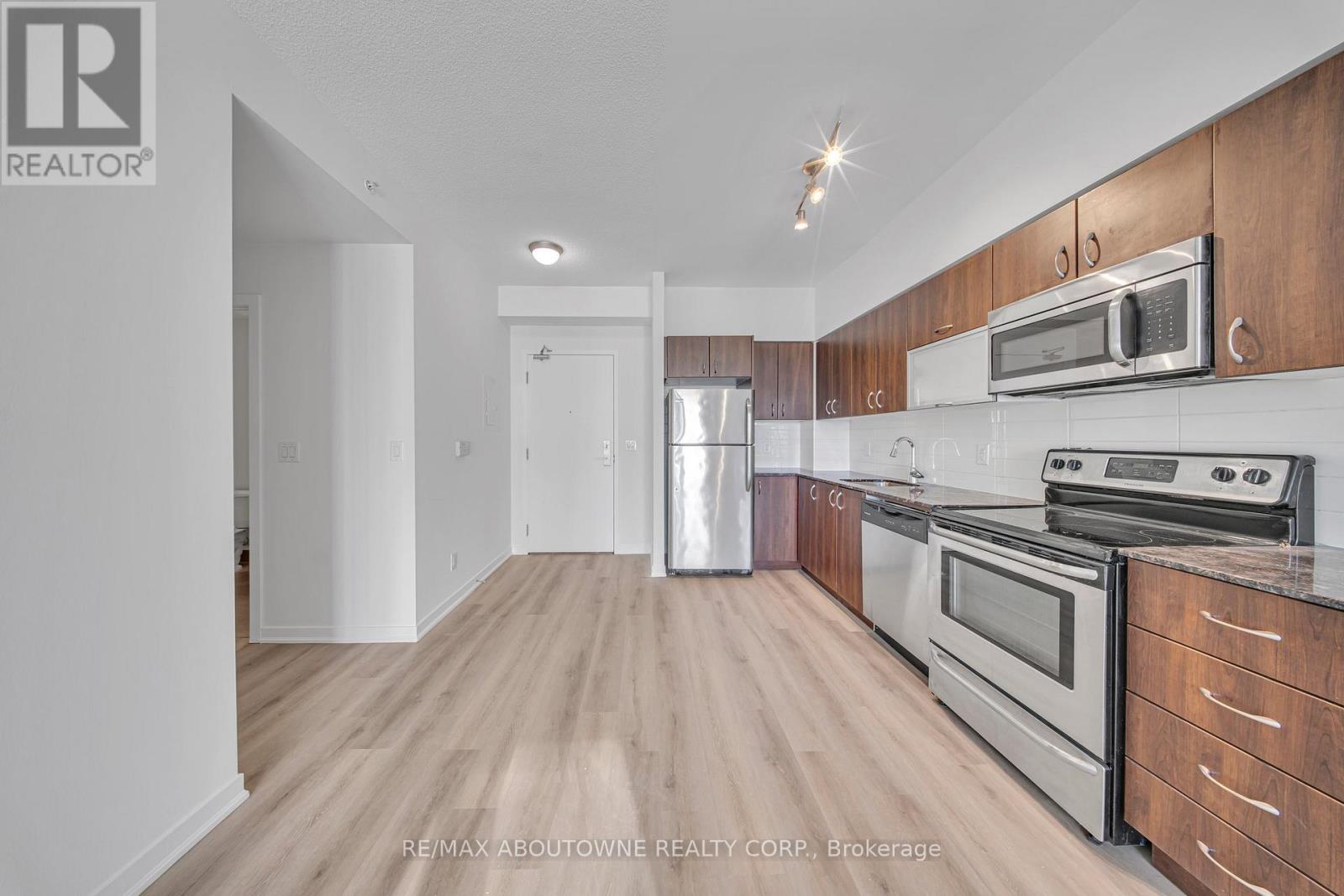 1713 - 150 East Liberty Street, Toronto, Ontario  M6K 3R5 - Photo 16 - C12683298