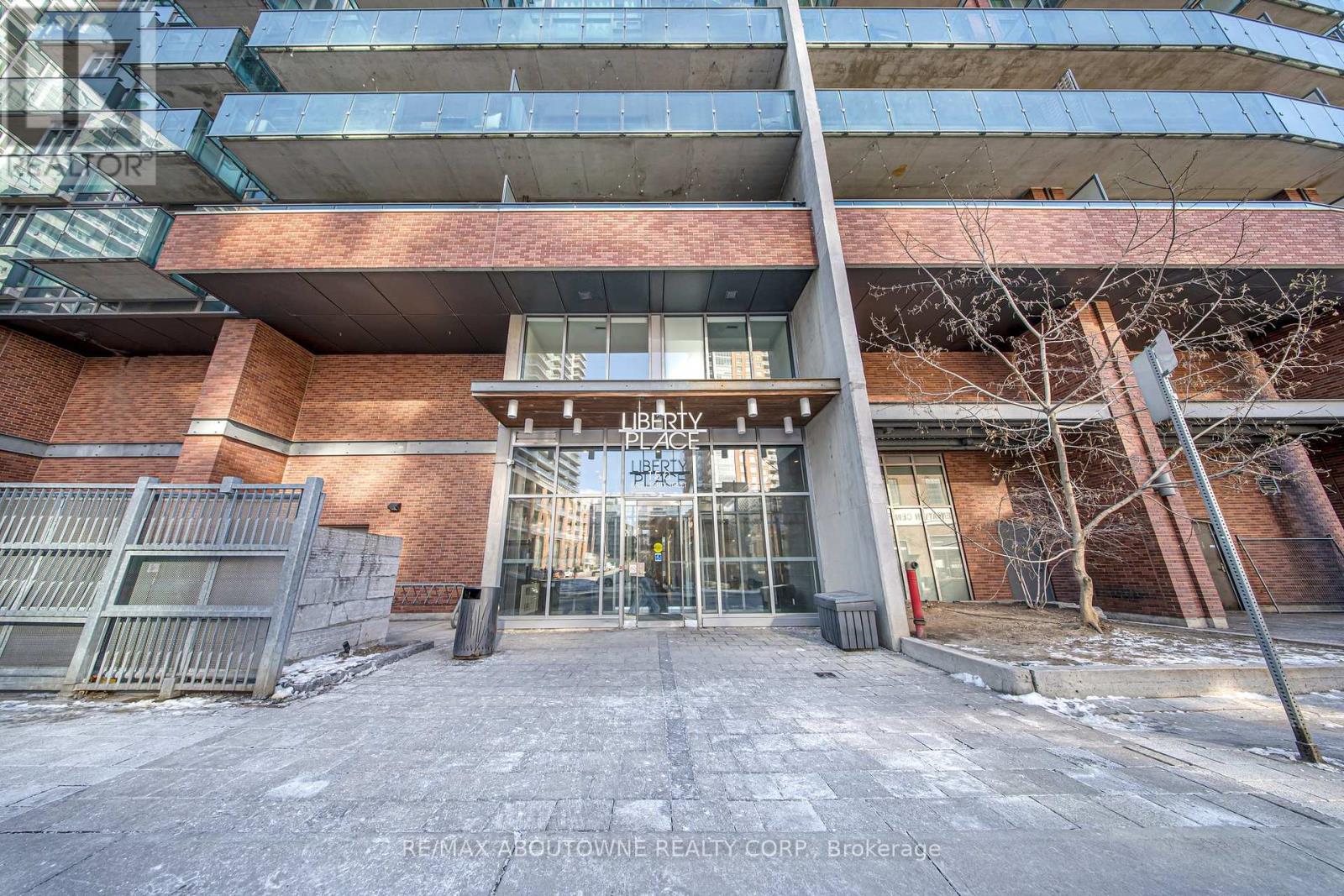 1713 - 150 East Liberty Street, Toronto, Ontario  M6K 3R5 - Photo 2 - C12683298