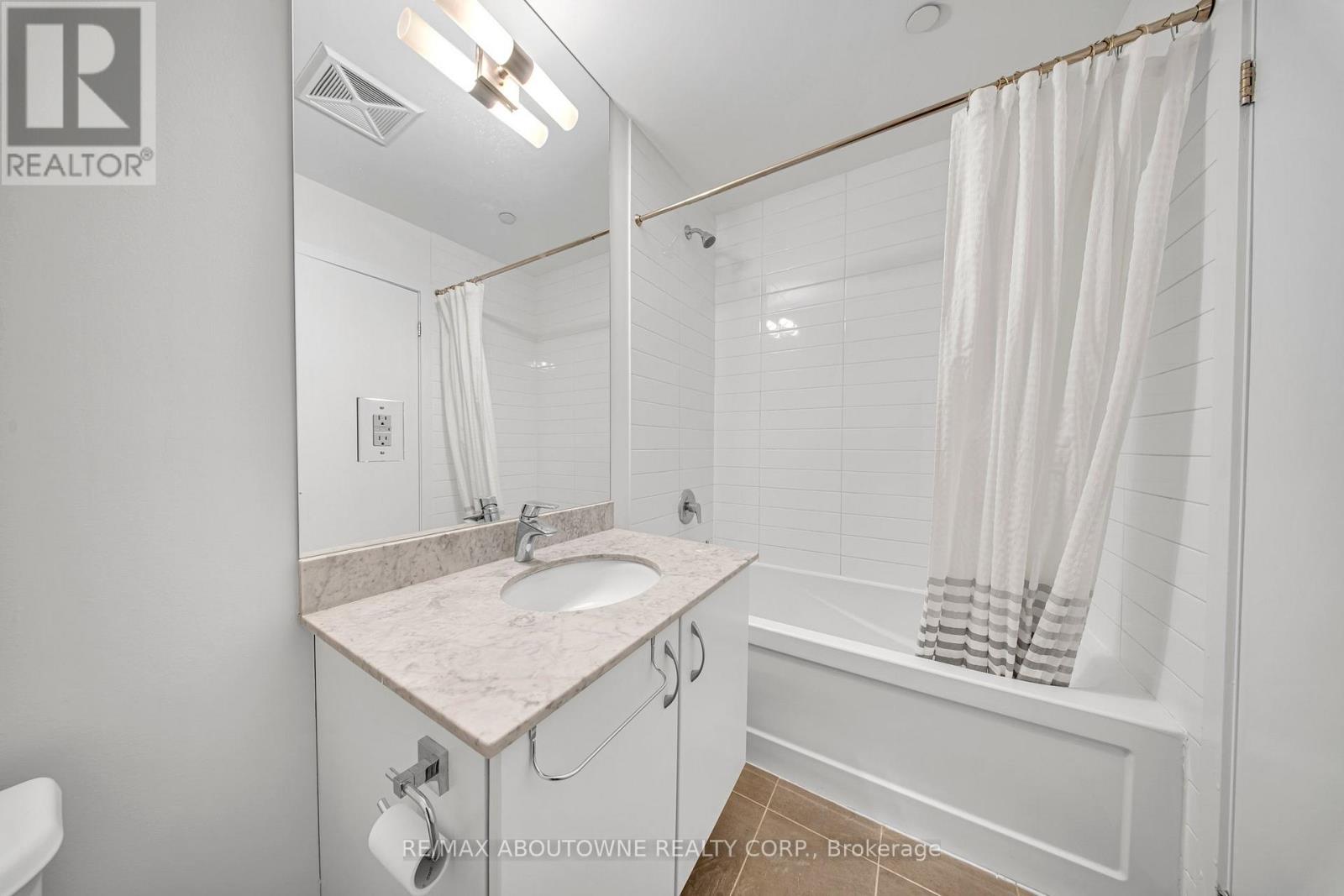 1713 - 150 East Liberty Street, Toronto, Ontario  M6K 3R5 - Photo 30 - C12683298