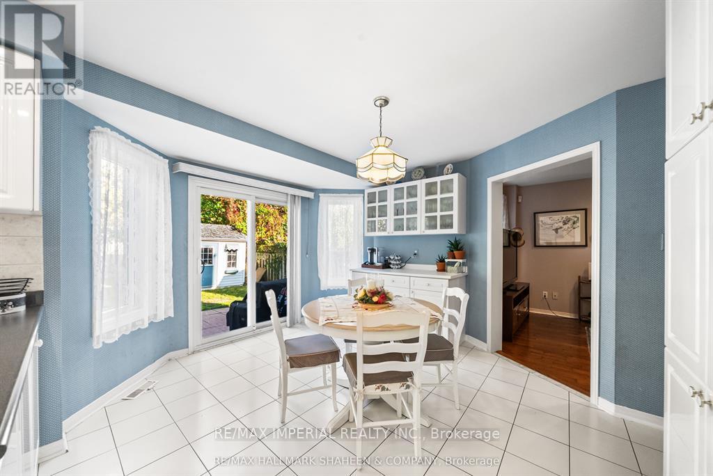 493 Blackstock Road, Newmarket, Ontario  L3Y 8H6 - Photo 5 - N12683302