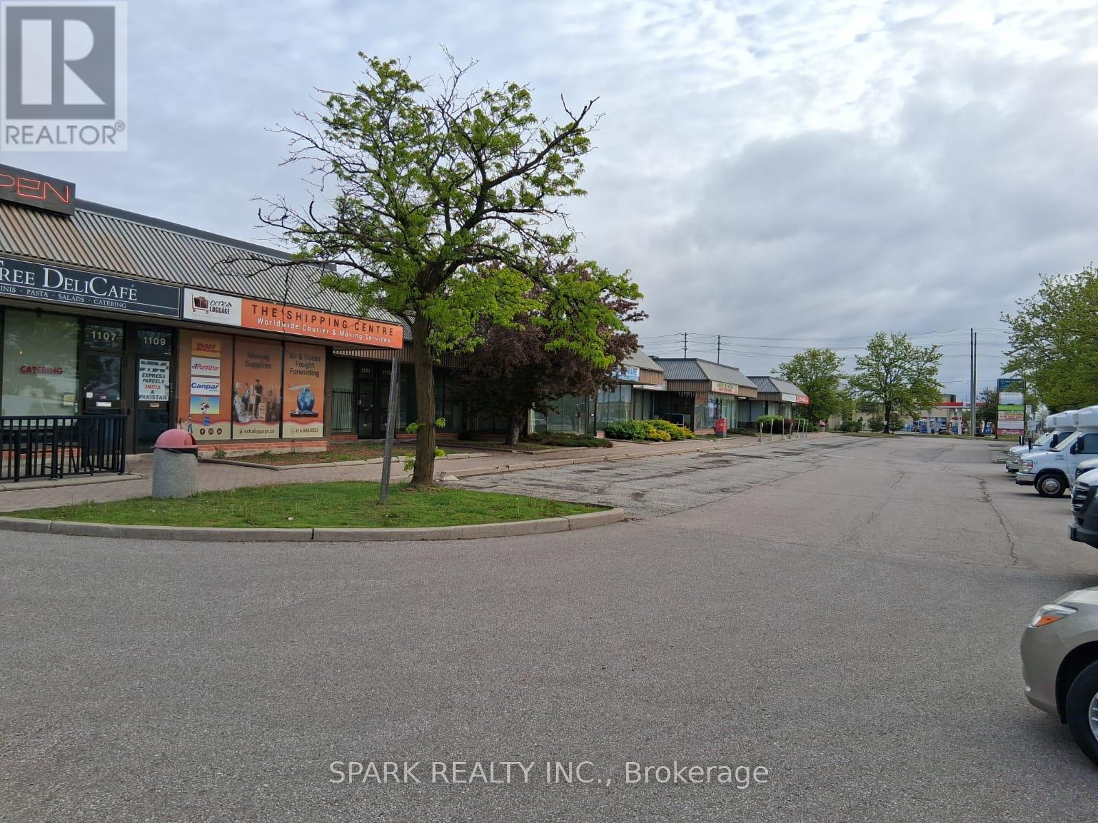 1119 Derry Road E, Mississauga, Ontario  L5T 1P3 - Photo 6 - W12683292