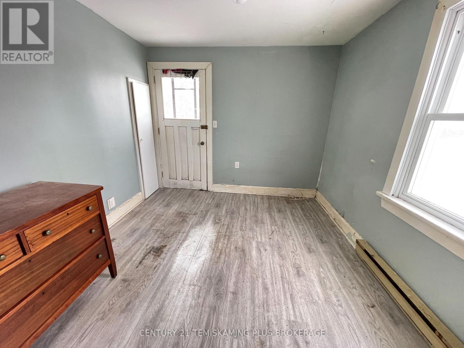 390 Farah Avenue, Temiskaming Shores, Ontario  P0J 1P0 - Photo 12 - T12683322