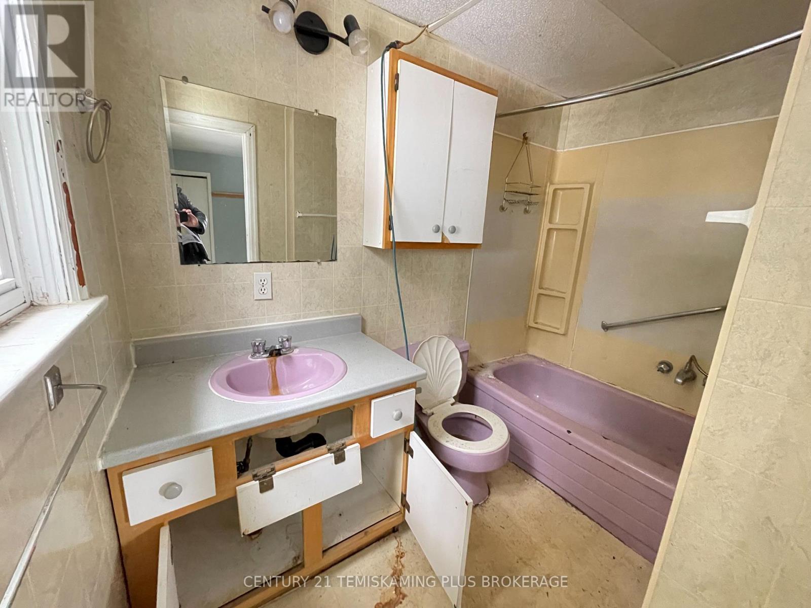 390 Farah Avenue, Temiskaming Shores, Ontario  P0J 1P0 - Photo 14 - T12683322