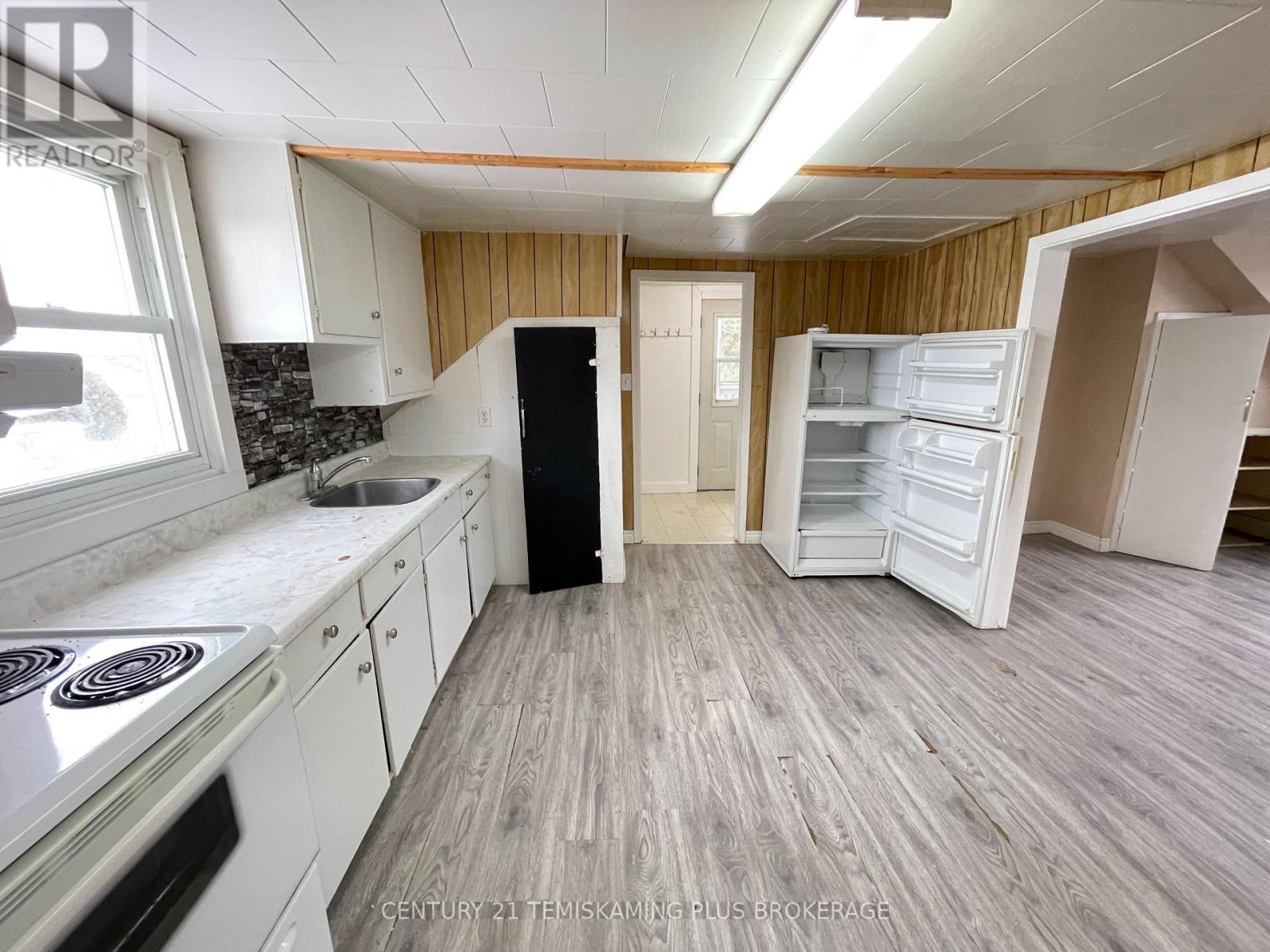 390 Farah Avenue, Temiskaming Shores, Ontario  P0J 1P0 - Photo 20 - T12683322