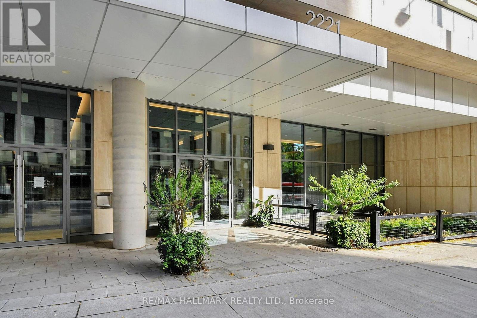 313 - 2221 Yonge Street, Toronto, Ontario  M4S 2B4 - Photo 15 - C12683310