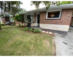 UPPER - 40 BASCOM STREET, Uxbridge, Ontario