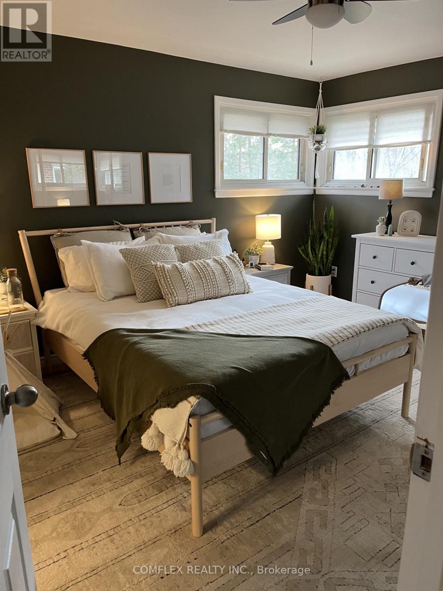 Upper - 40 Bascom Street, Uxbridge, Ontario  L9P 1J3 - Photo 7 - N12680620