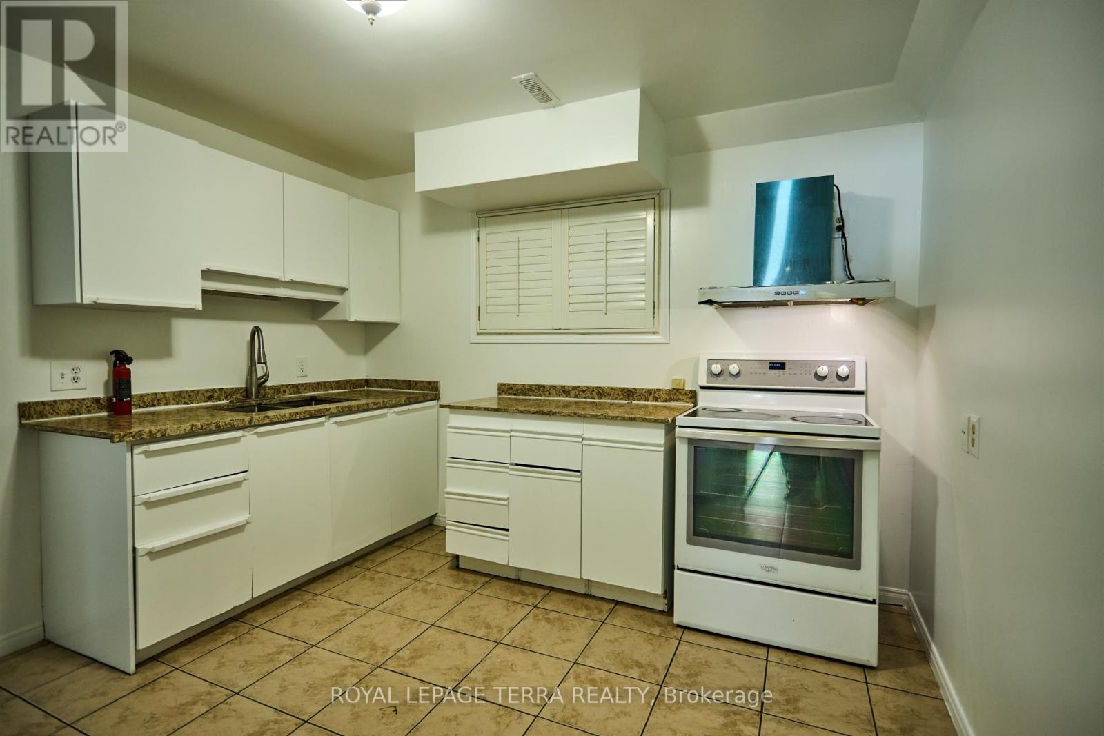 326 Little Avenue, Barrie, Ontario  L4N 2Z6 - Photo 28 - S12674826