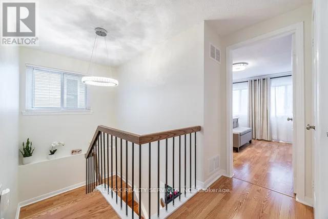 8 Nottawasaga Crescent, Brampton, Ontario  L6Z 1B9 - Photo 22 - W12679868