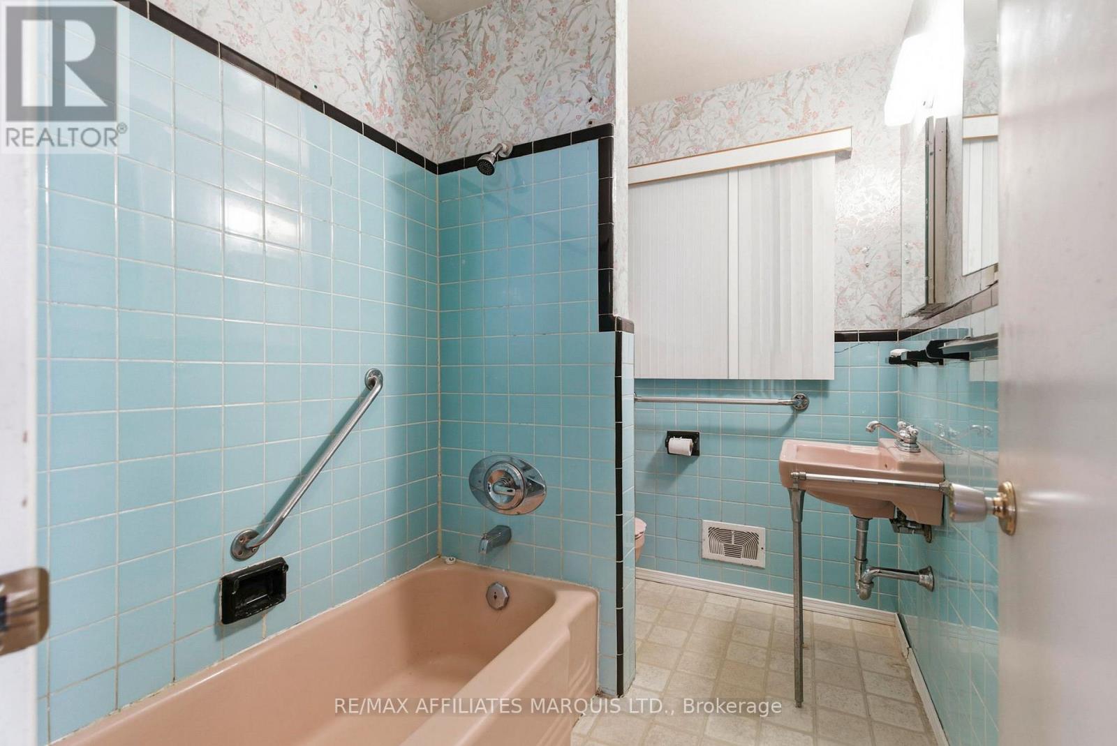 217 Pescod Avenue, Cornwall, Ontario  K6J 2H9 - Photo 11 - X12683340