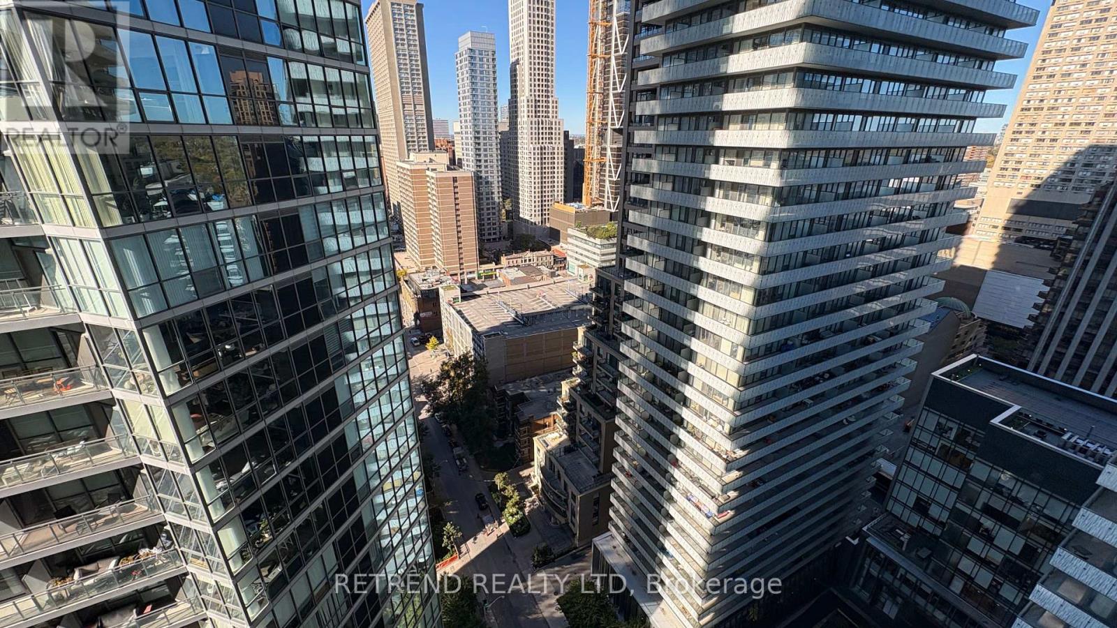 2410 - 55 Charles Street E, Toronto, Ontario  M4Y 1S9 - Photo 17 - C12683332