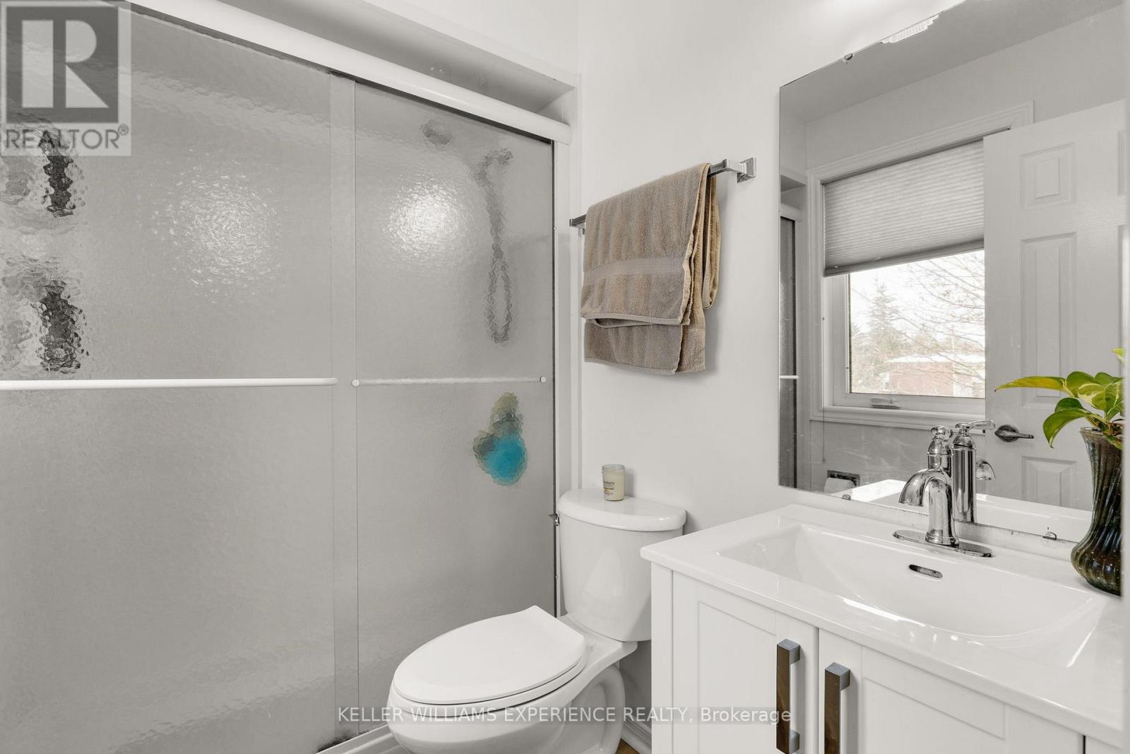 2 Heritage Road, Innisfil, Ontario  L0L 1L0 - Photo 13 - N12683338