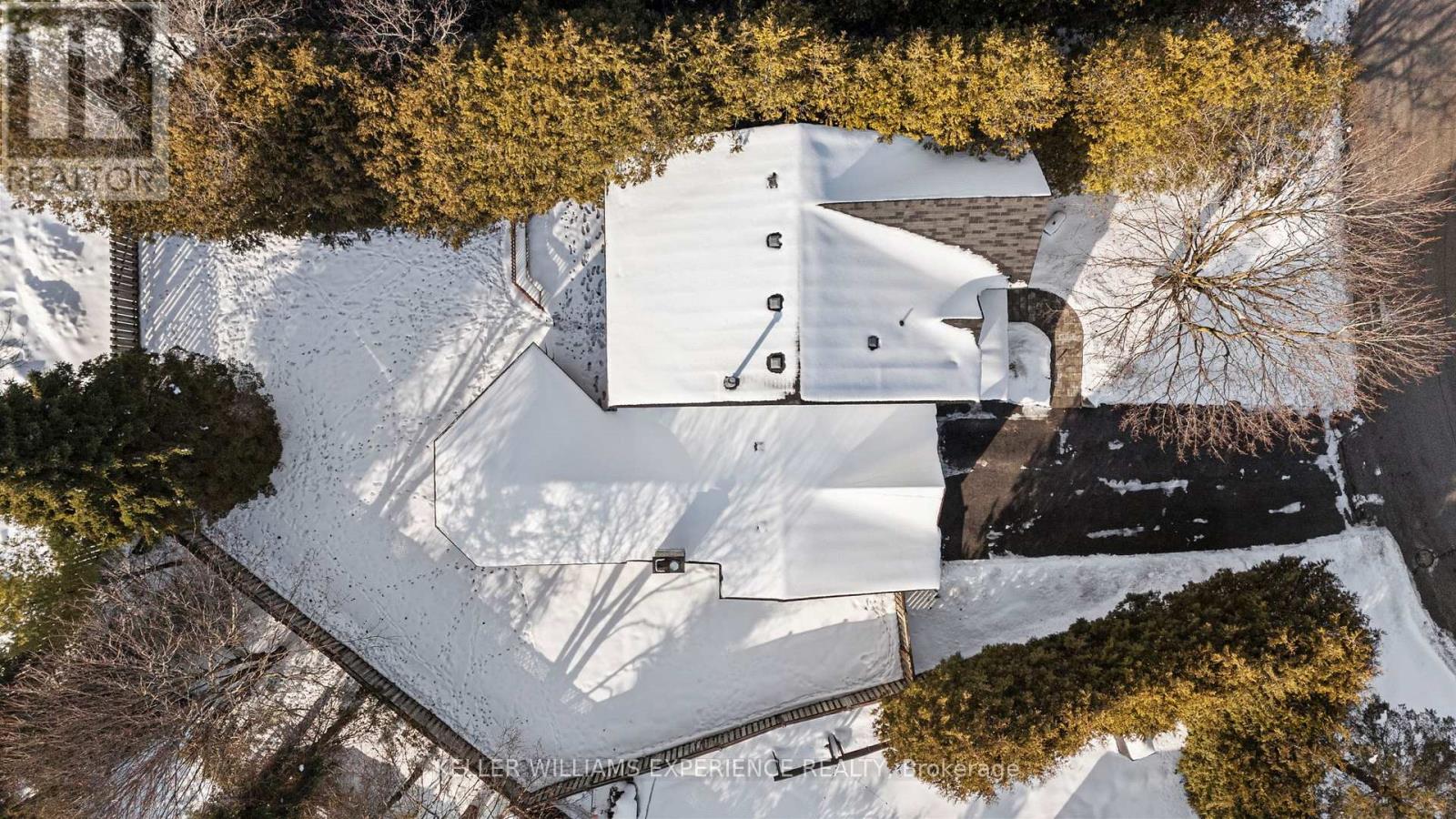 2 Heritage Road, Innisfil, Ontario  L0L 1L0 - Photo 23 - N12683338