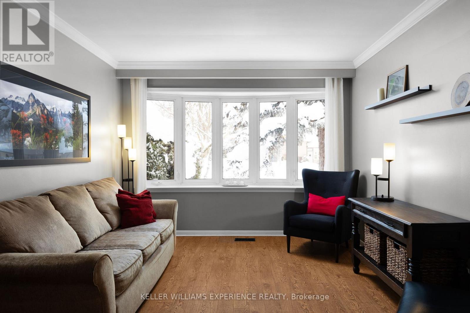 27 Ottaway Avenue, Barrie, Ontario  L4M 2W6 - Photo 8 - S12683334