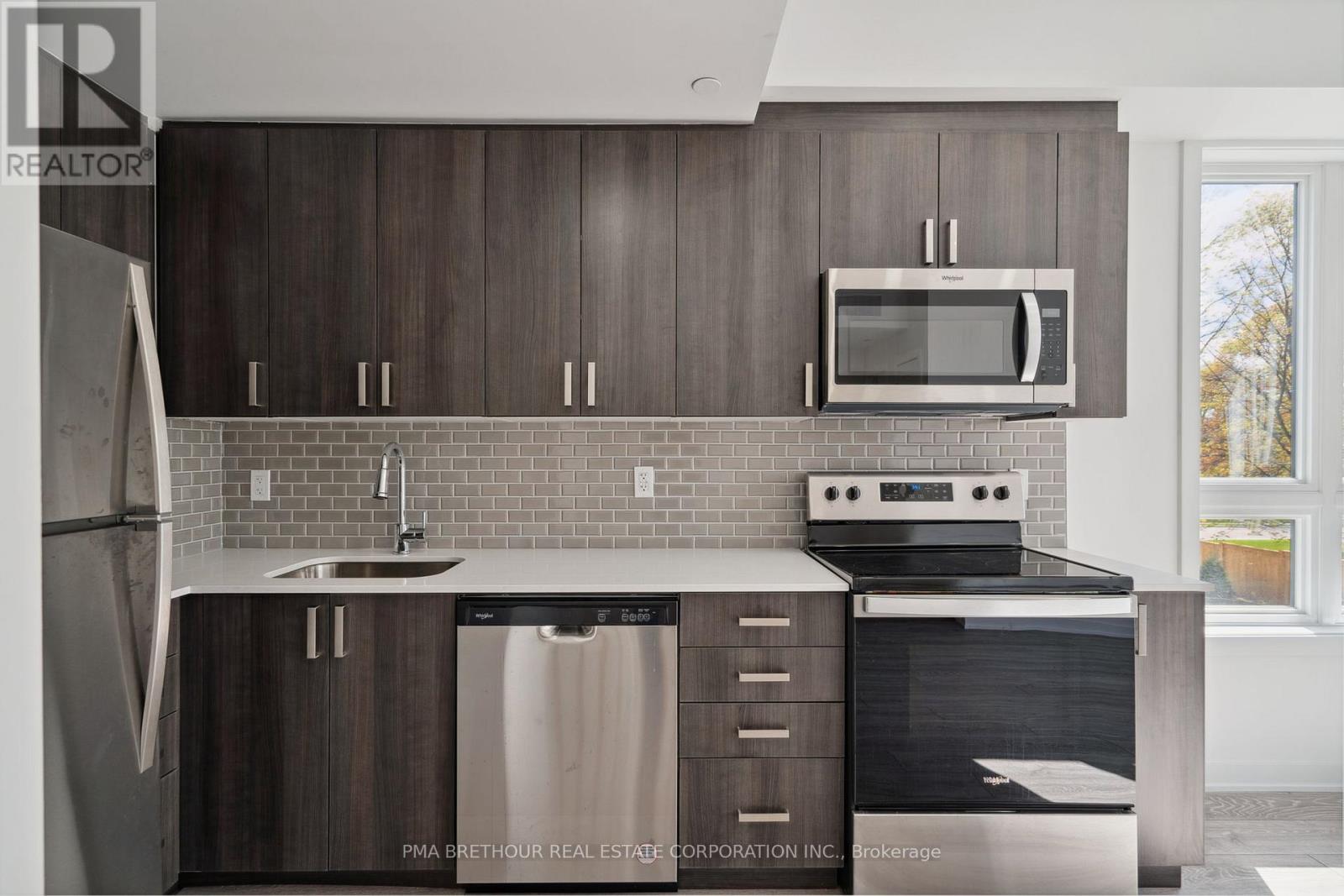 19 - 4045 Hickory Drive, Mississauga, Ontario  L4W 0G6 - Photo 11 - W12683336