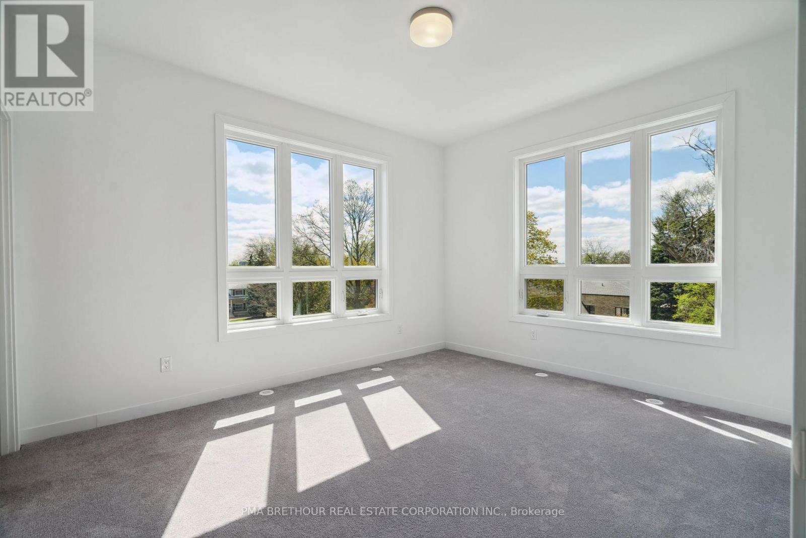 19 - 4045 Hickory Drive, Mississauga, Ontario  L4W 0G6 - Photo 17 - W12683336