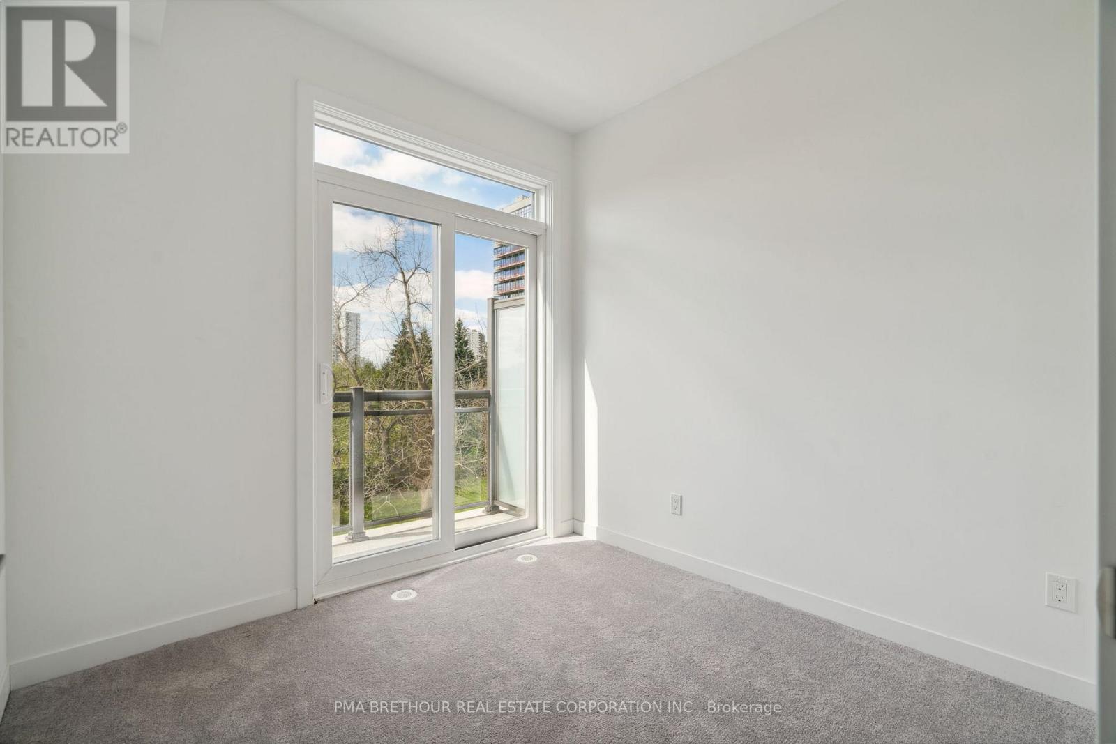 19 - 4045 Hickory Drive, Mississauga, Ontario  L4W 0G6 - Photo 23 - W12683336