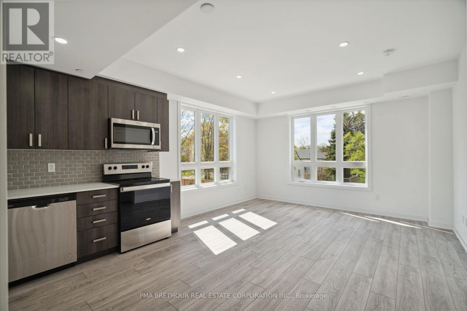 19 - 4045 Hickory Drive, Mississauga, Ontario  L4W 0G6 - Photo 4 - W12683336