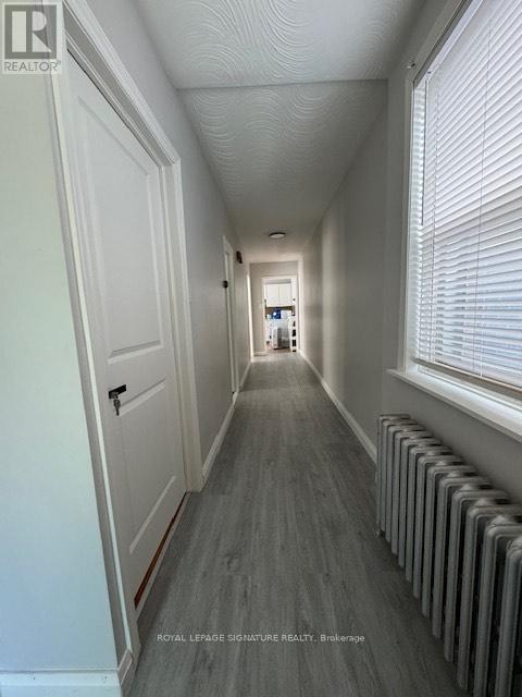 Main - 18 Holland Park Avenue, Toronto, Ontario  M6C 1M1 - Photo 4 - C12682798