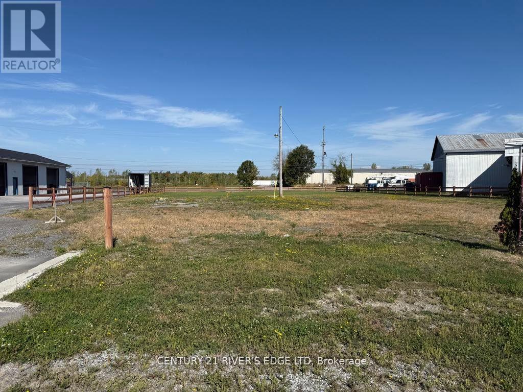 12455 County Rd 2 Road, South Dundas, Ontario  K0C 1X0 - Photo 1 - X12683384