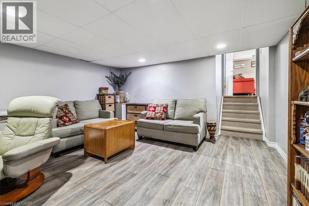 58 Sandra Crescent, Grimsby, Ontario  L3M 4Y6 - Photo 33 - 40797256