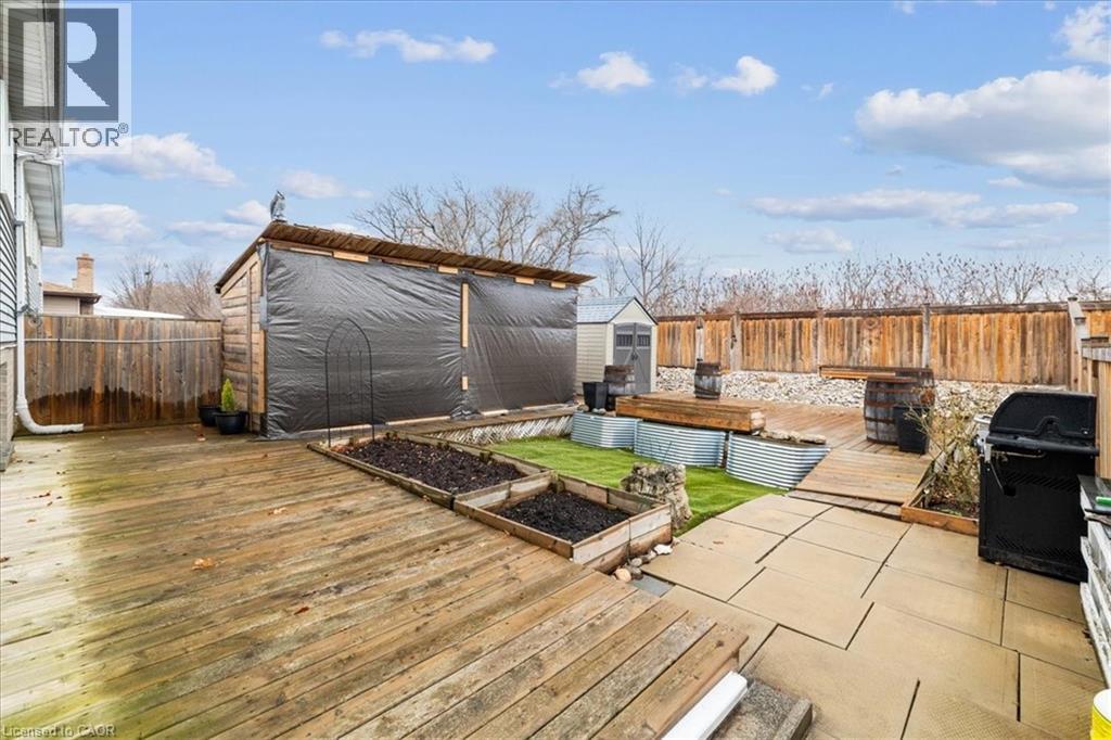 58 Sandra Crescent, Grimsby, Ontario  L3M 4Y6 - Photo 39 - 40797256