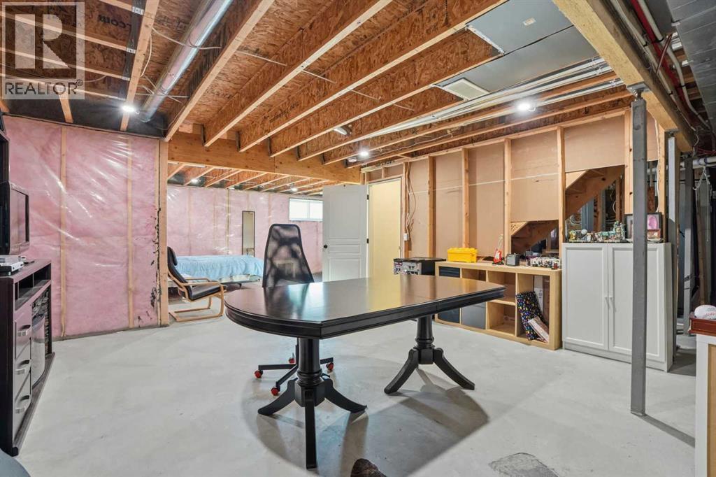 1925 Reunion Terrace Nw, Airdrie, Alberta  T4B 3W5 - Photo 37 - A2274301