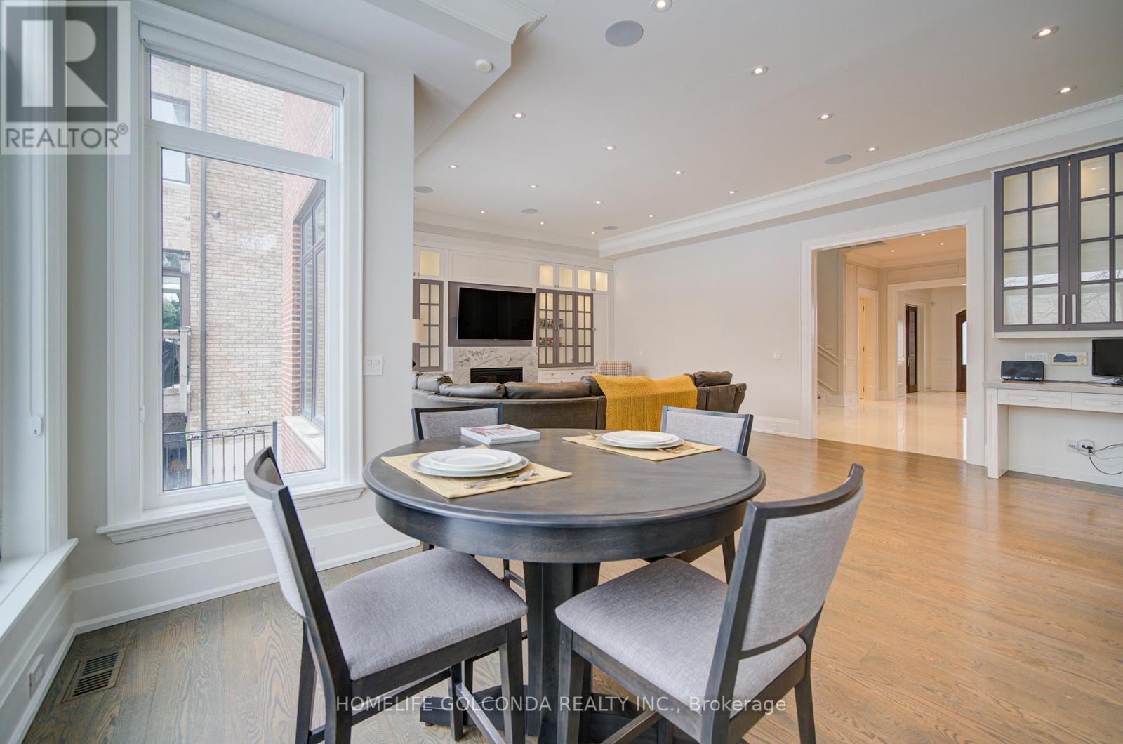 57 Roosevelt Drive, Richmond Hill, Ontario  L4C 6V2 - Photo 22 - N12683326