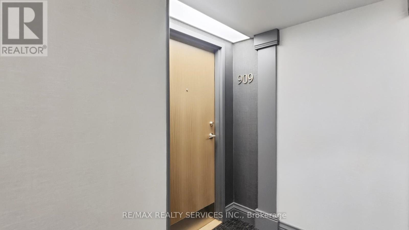 909 - 330 Mill Street S, Brampton, Ontario  L6Y 3V3 - Photo 29 - W12683358