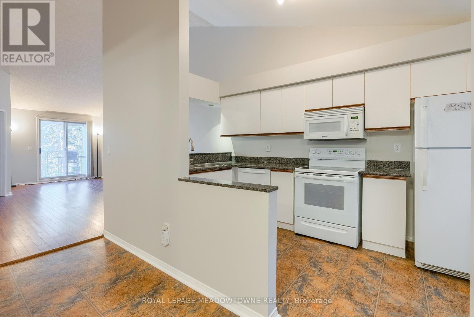 197 - 103 Bristol Road, Mississauga, Ontario  L4Z 3P4 - Photo 10 - W12683368