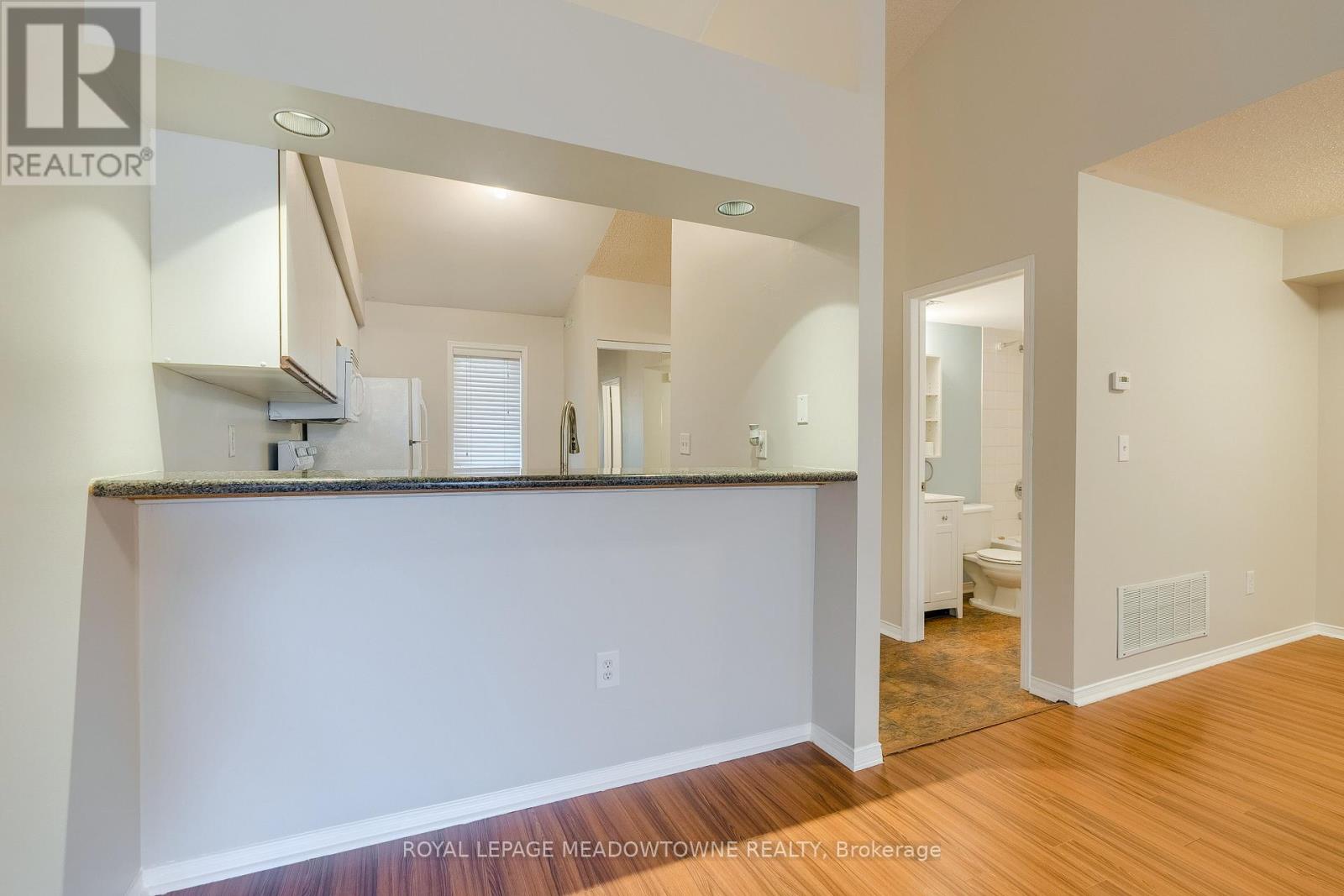 197 - 103 Bristol Road, Mississauga, Ontario  L4Z 3P4 - Photo 19 - W12683368