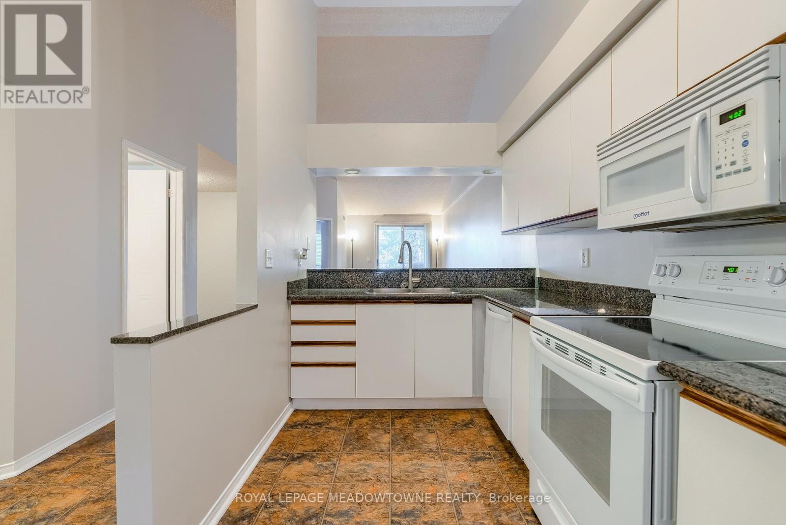 197 - 103 Bristol Road, Mississauga, Ontario  L4Z 3P4 - Photo 21 - W12683368