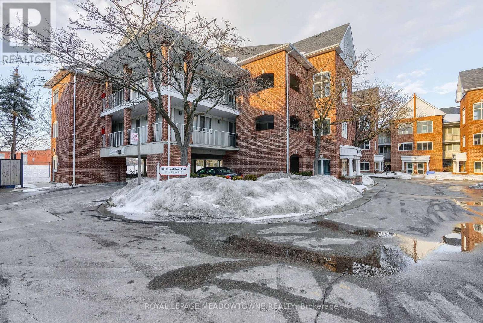 197 - 103 Bristol Road, Mississauga, Ontario  L4Z 3P4 - Photo 4 - W12683368