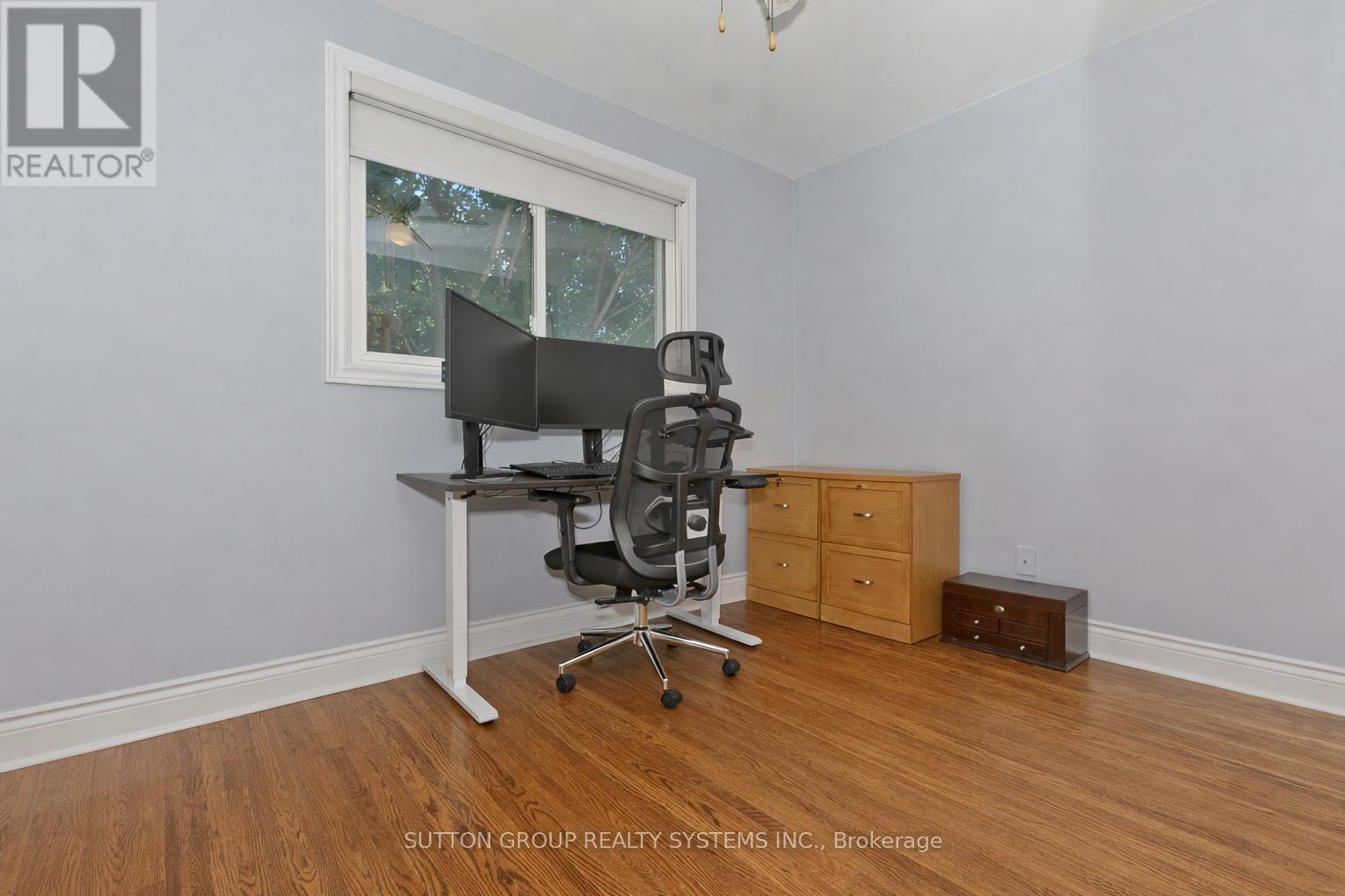 1535 Thetford Court, Mississauga, Ontario  L5J 3N2 - Photo 12 - W12683374