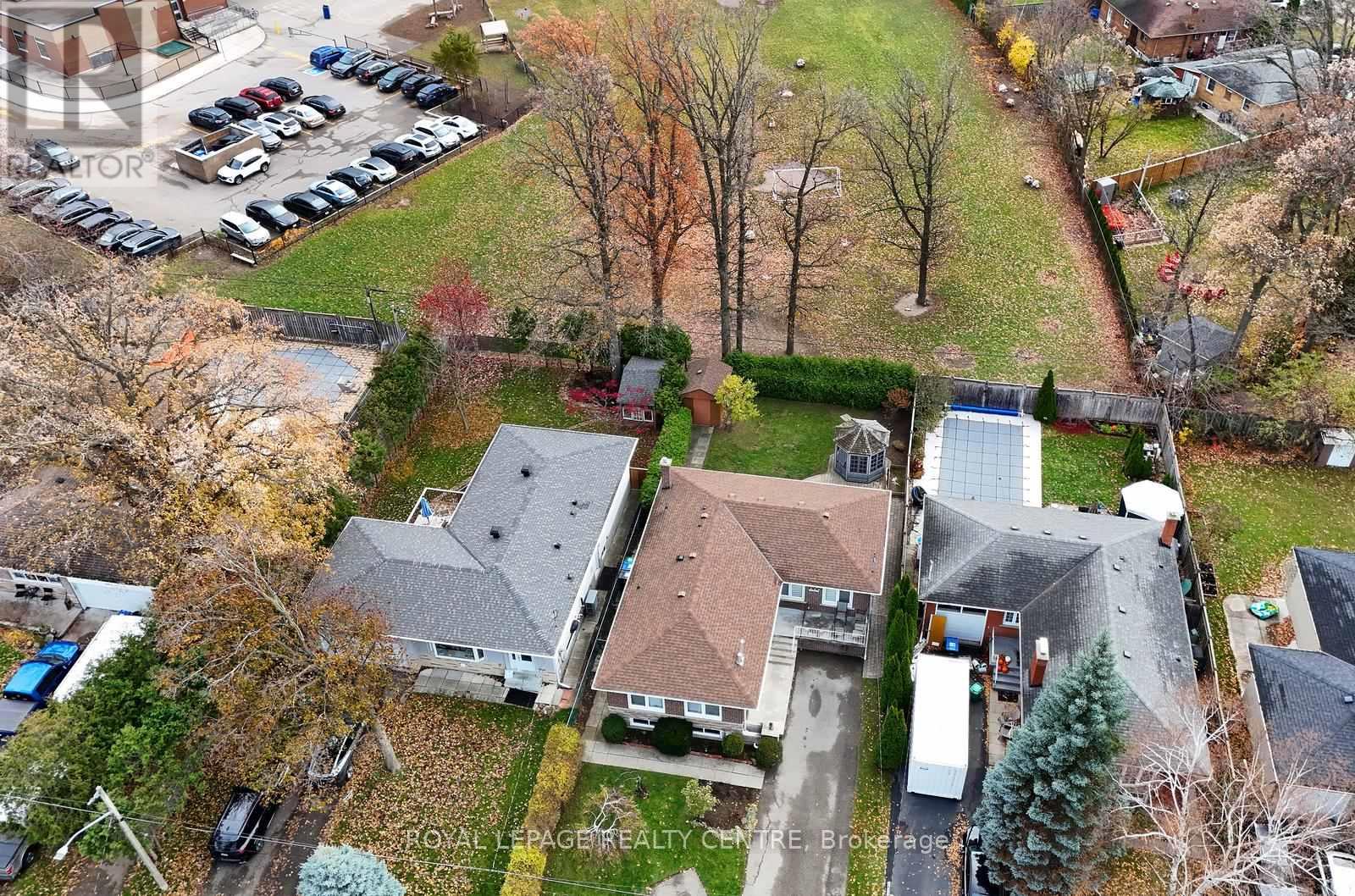 1416 Monaghan Circle, Mississauga, Ontario  L5C 1R8 - Photo 42 - W12683380