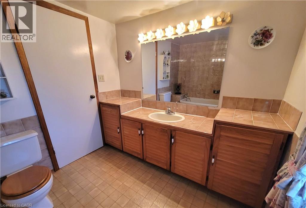 111 Riverbank Drive N, Cambridge, Ontario  N3H 4R6 - Photo 36 - 40766317