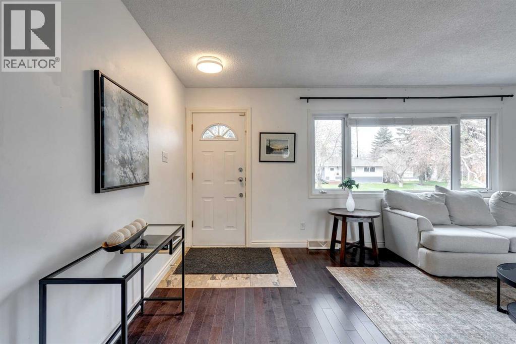 107 Sackville Drive Sw, Calgary, Alberta  T2W 0W4 - Photo 14 - A2277169