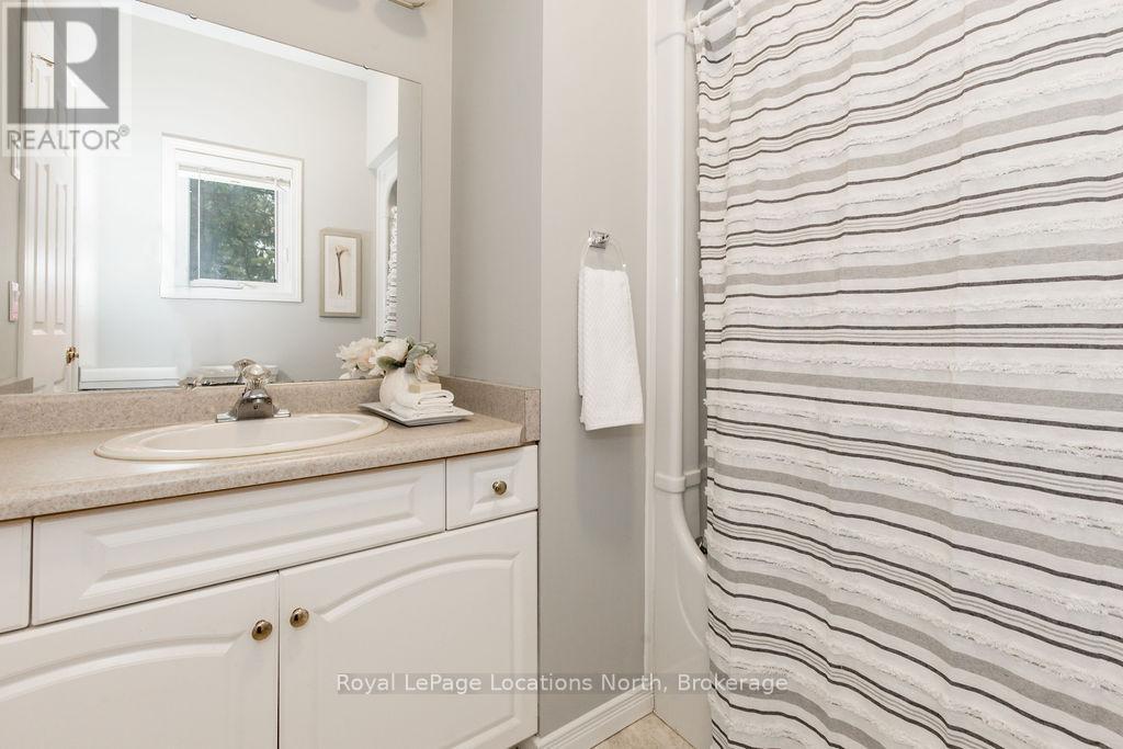 46 William Avenue, Wasaga Beach, Ontario  L9Z 2X3 - Photo 22 - S12683400