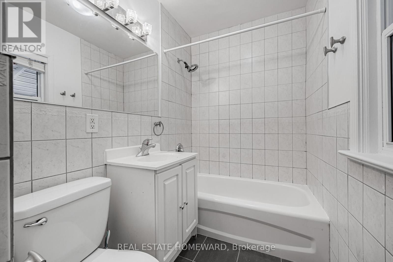 11 Dorine Crescent, Toronto, Ontario  M1L 1Y8 - Photo 15 - E12683414