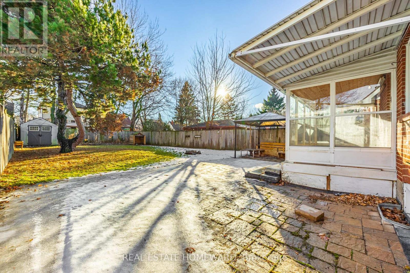 11 Dorine Crescent, Toronto, Ontario  M1L 1Y8 - Photo 31 - E12683414