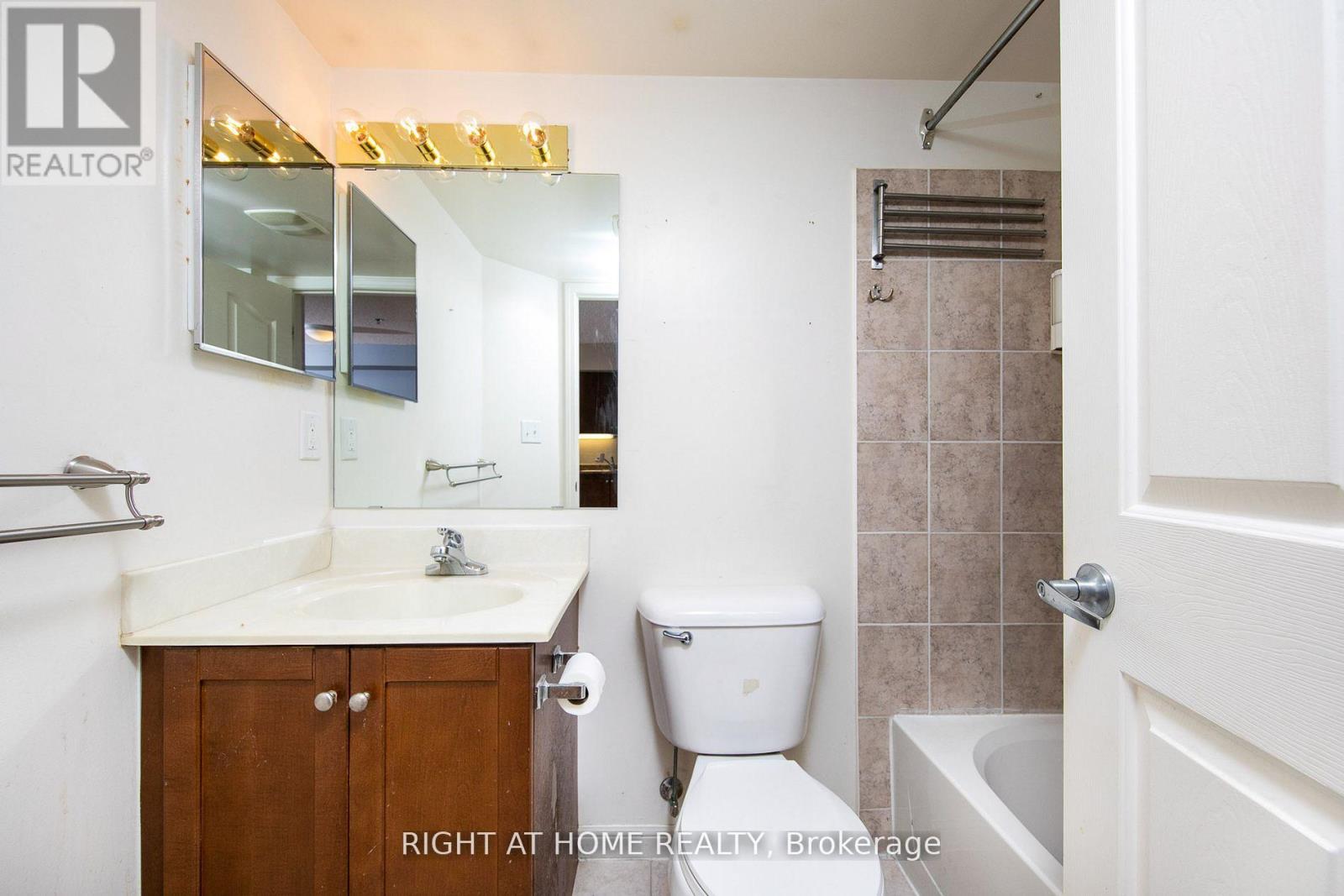 222 - 5225 Finch Avenue E, Toronto, Ontario M1S 5W8 - Photo 21 - E12683448