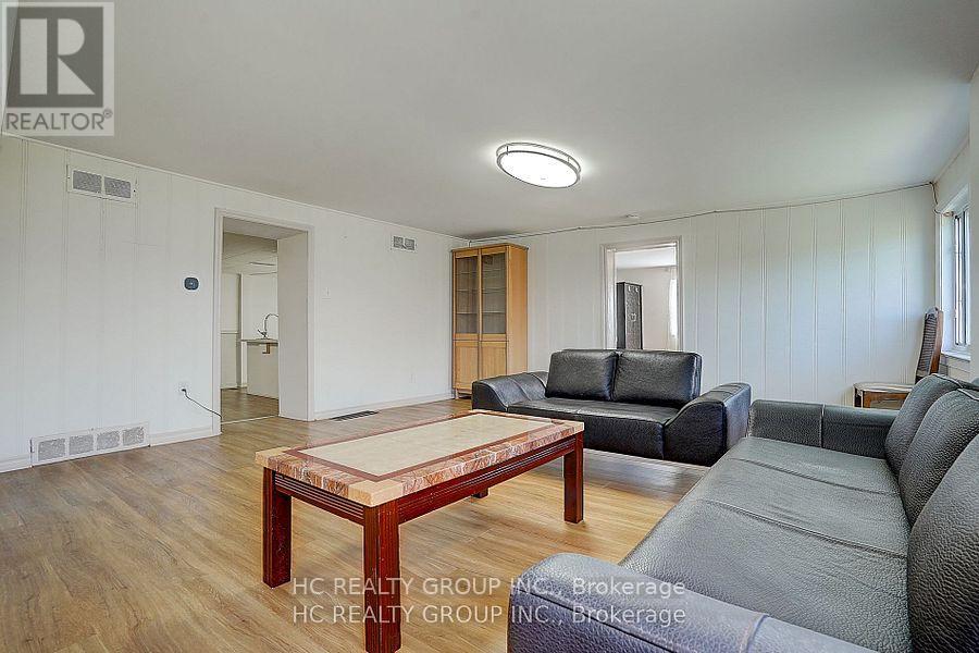 22334 Woodbine Avenue, East Gwillimbury (Queensville), Ontario  L0G 1R0 - Photo 28 - N12683408