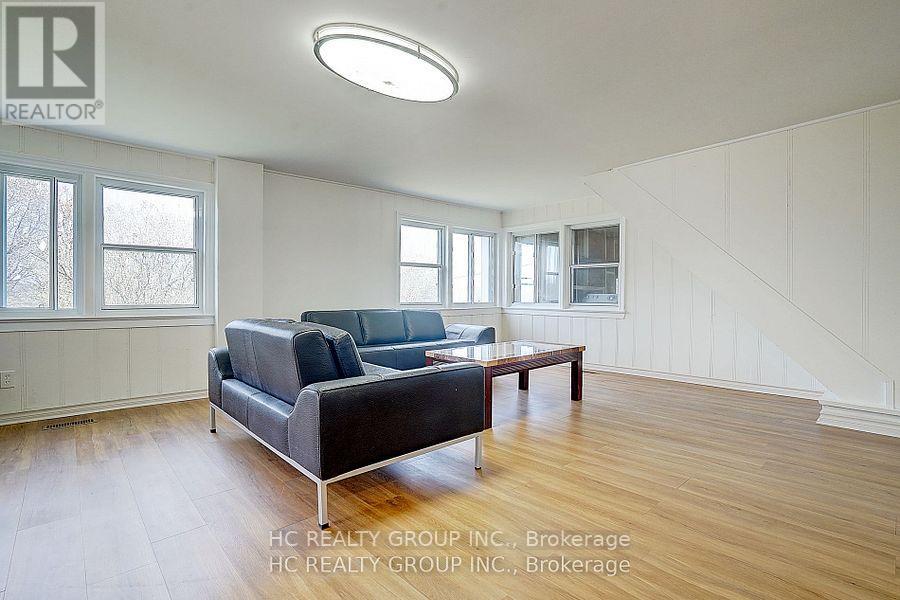 22334 Woodbine Avenue, East Gwillimbury (Queensville), Ontario  L0G 1R0 - Photo 37 - N12683408