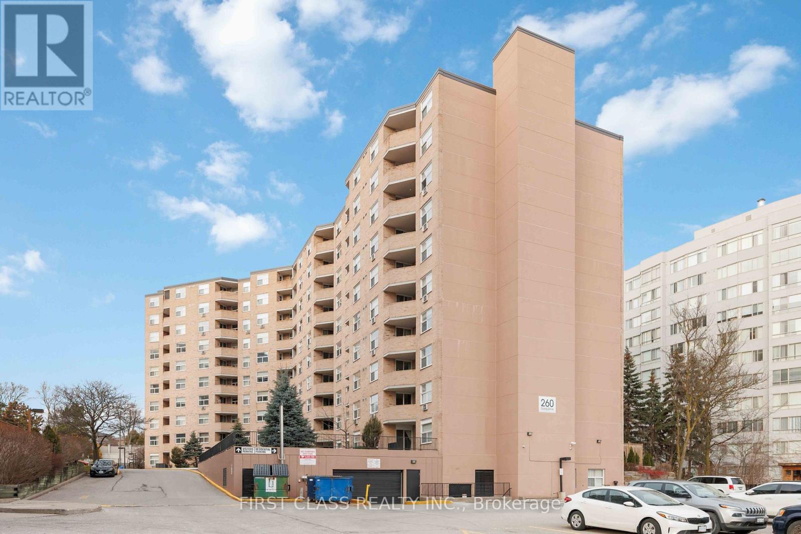 812 - 260 Davis Drive, Newmarket, Ontario  L3Y 7C3 - Photo 2 - N12683460